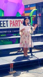 Read more about the article Performing Poetry at Whitecross Street Party London 2022: The Rise of the Non-Conformists